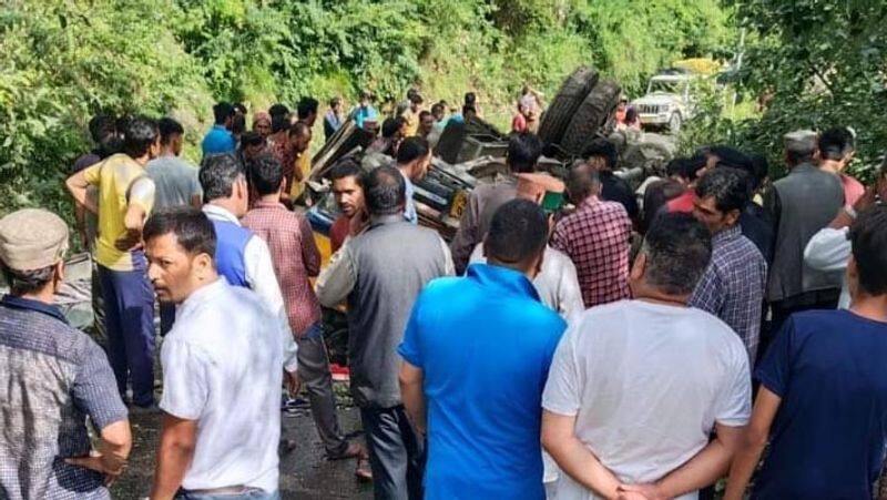 12 Including Schoolchildren Dead As Bus Falls Into Gorge In Himachal pod