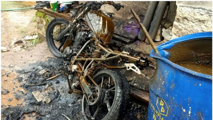 anti social people set bike on fire youth complaint in police anti social people set bike on fire youth complaint in police