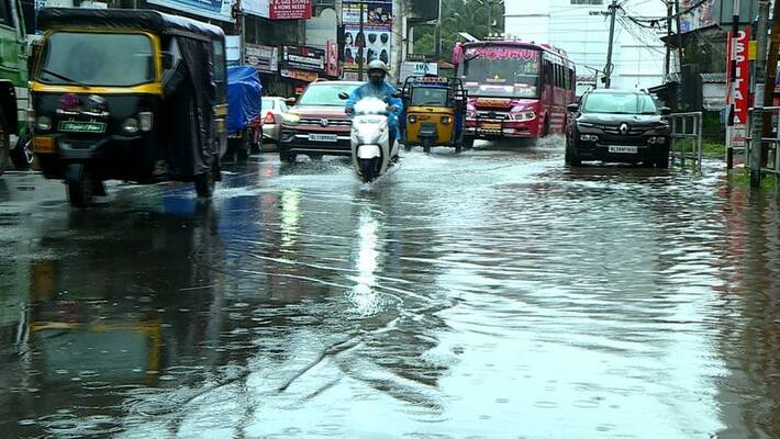 Four Killed Due to Heavy Rain in Karnataka grg Four Killed Due to Heavy Rain in Karnataka grg