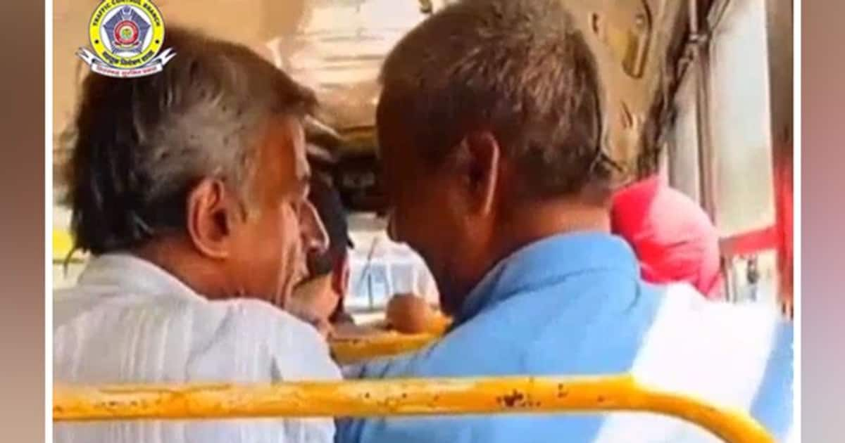 Watch: Elderly Fighting In Bus For Space Has A Hidden Message On Road ...