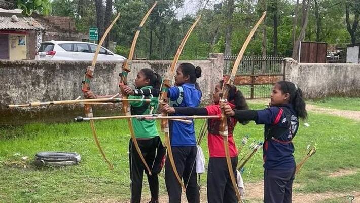 Head Constable Itwari Singh archery players won 200 medals international competitions pwt Head Constable Itwari Singh archery players won 200 medals international competitions pwt