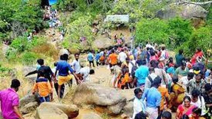 Devotees are allowed to visit sathuragiri temple for 4 days Devotees are allowed to visit sathuragiri temple for 4 days