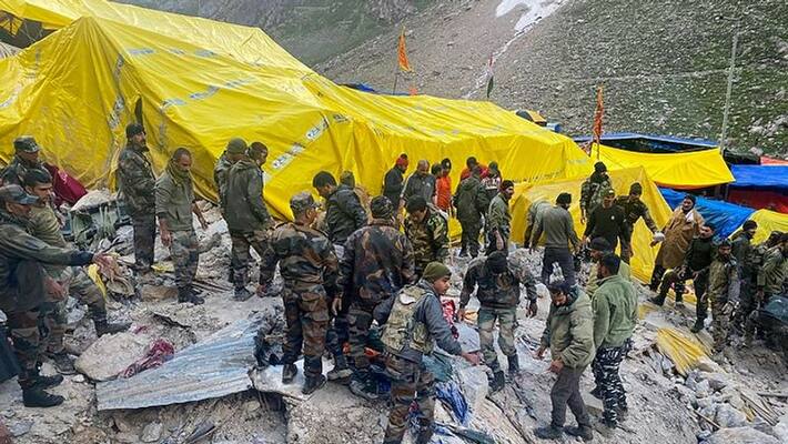 6 Dhupguri youth from have gone to Amarnath 2 people were found, 4 people are still missing bsm 6 Dhupguri youth from have gone to Amarnath 2 people were found, 4 people are still missing bsm