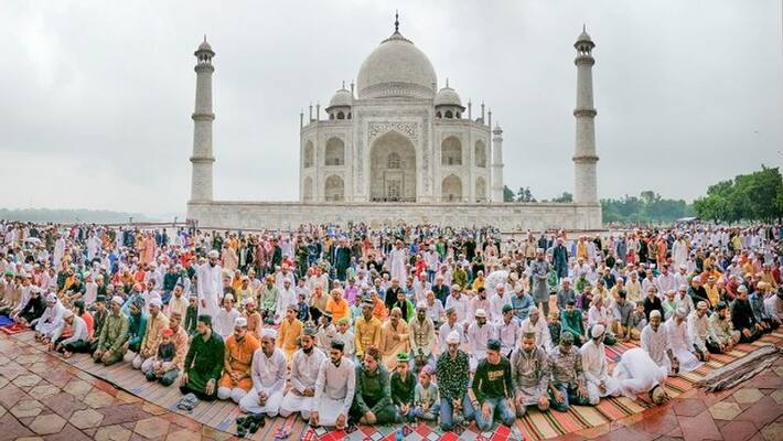SC says No commercial activities within 500mts of Taj Mahal SC says No commercial activities within 500mts of Taj Mahal
