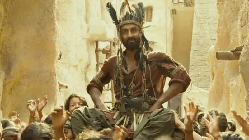 Ranbir kapoor looks amazing in shamshera, know how much he had to go through a strict workout and diet anbad