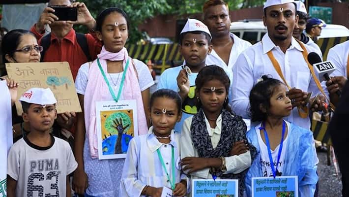 NCPCR seeks FIR against Sena's Aaditya Thackeray over using minors in 'Save Aarey' protest - adt NCPCR seeks FIR against Sena's Aaditya Thackeray over using minors in 'Save Aarey' protest - adt
