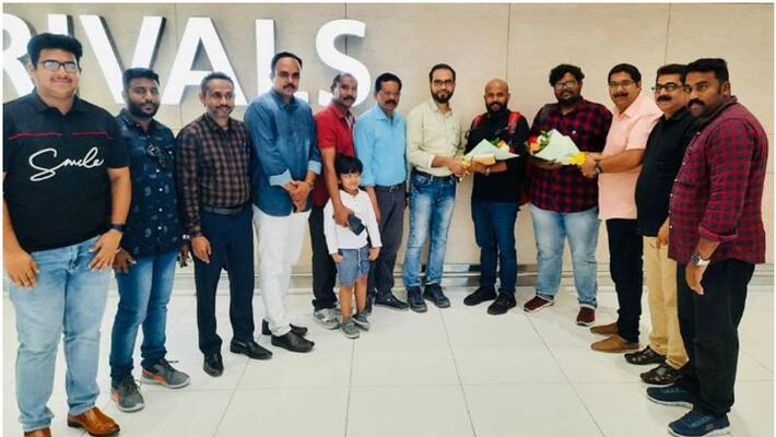PMA Gafoor and Idea Star singer fame Imran Khan welcomed in Bahrain PMA Gafoor and Idea Star singer fame Imran Khan welcomed in Bahrain