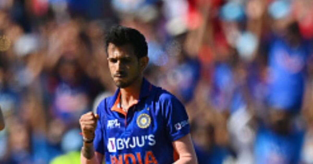 டிரெஸ்ஸிங் ரூமில் வீடியோ எடுத்த சகால்: உனக்கு நல்ல எதிர்காலம் இருக்கு - ரோகித் சர்மா கிண்டல்!