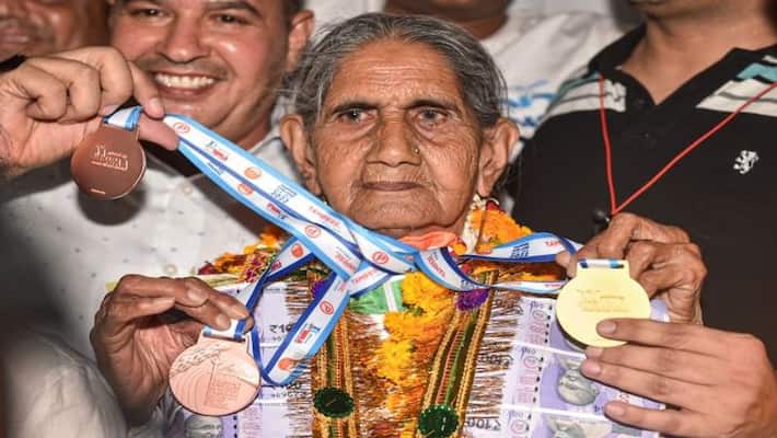 World Masters Athletics Championship gold winner 94 years Bhagwani Devi Dagar celebrate her win by dance BDD World Masters Athletics Championship gold winner 94 years Bhagwani Devi Dagar celebrate her win by dance BDD