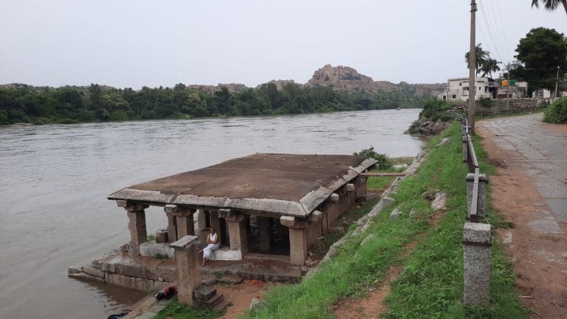 Monuments at Hampi face flood threat as heavy rains force release of water from Tungabhadra reservoir rbj