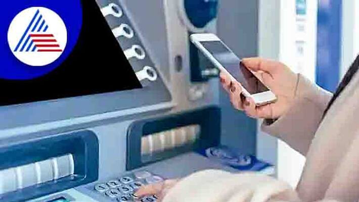 5 thieves robbed atm machine, carried it away on truck 5 thieves robbed atm machine, carried it away on truck