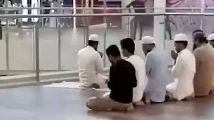 UP Police arrest one person in Mall Namaz case UP Police arrest one person in Mall Namaz case
