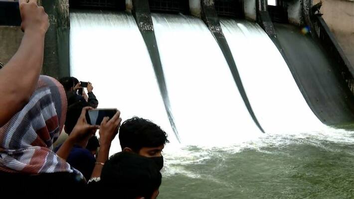malampuzha Dam opened malampuzha Dam opened