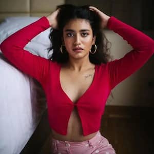 300px x 300px - Malayalam actress Priya Prakash Varrier shares BOLD bedroom pictures; don't  miss it