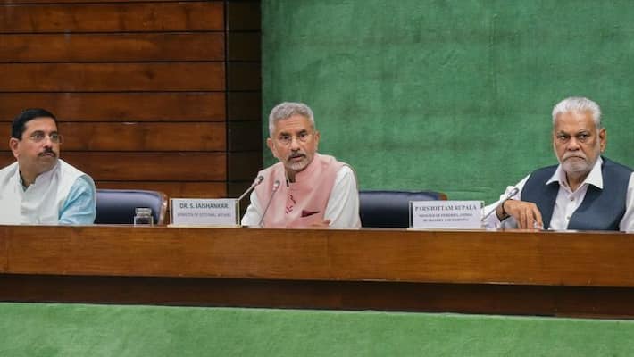Jaishankar said China disturbing peace in border areas will impact relationship with India Jaishankar said China disturbing peace in border areas will impact relationship with India