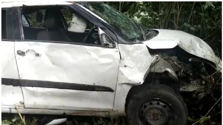 munnar car accident two youths health situation critical munnar car accident two youths health situation critical