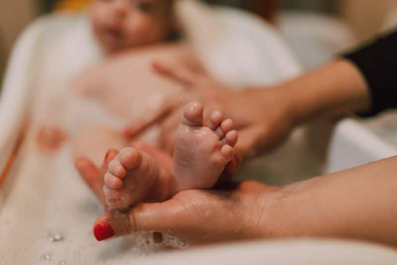 bathing newborn baby things to know in Malayalam Amma Ariyan