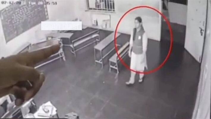 Mutharasan said that there are many mysterious knots in the death of Srimathi Mutharasan said that there are many mysterious knots in the death of Srimathi