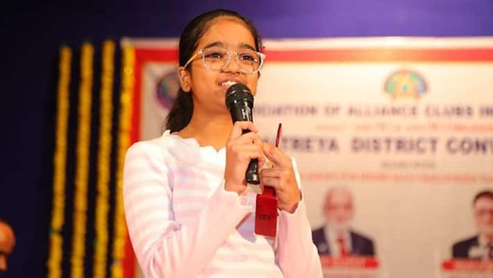 13 years old girl wrote a book on Draupadi Murmu ABSC 13 years old girl wrote a book on Draupadi Murmu ABSC