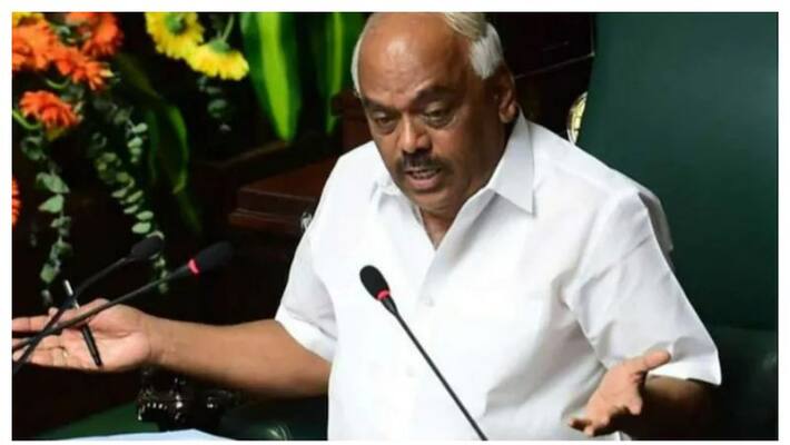Made enough money in name of Gandhis, Says Karnataka Congress MLA Made enough money in name of Gandhis, Says Karnataka Congress MLA