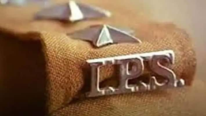 यूपी में 18 IPS अफसरों के हुए तबादले, डायल 112 और साइबर क्राइम समेत अन्य  विभागों में DIG के पद पर मिली तैनाती