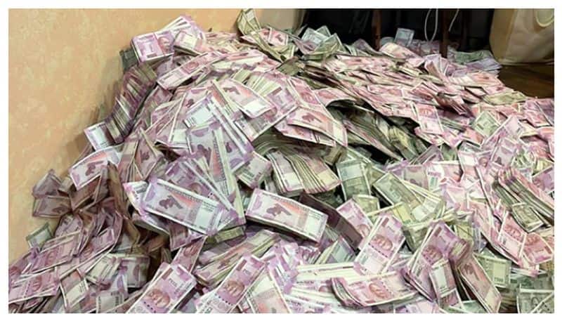 20 crore in cash recovered by ed from the house of an associate of west bengal minister