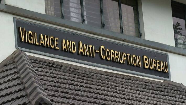 Court orders vigilance inquiry against ex waqf board CEO B Mohammed Jamal Court orders vigilance inquiry against ex waqf board CEO B Mohammed Jamal