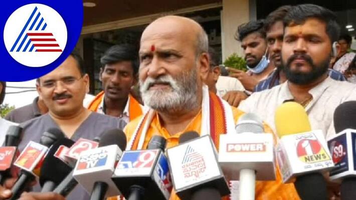 Muthalik demands that the government give free permission to Ganesha festival hubli rav Muthalik demands that the government give free permission to Ganesha festival hubli rav