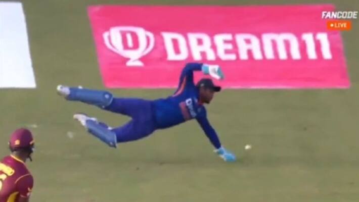 Watch Sanju Samson again full length boundary save in WI vs IND 2nd ODI Watch Sanju Samson again full length boundary save in WI vs IND 2nd ODI