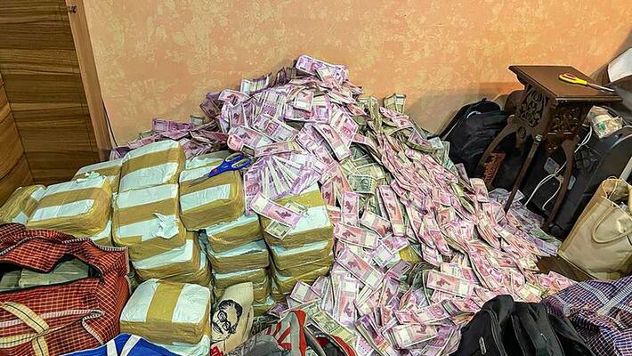 what happens to the recoverd crores of cash by ED.. here is the answer what happens to the recoverd crores of cash by ED.. here is the answer