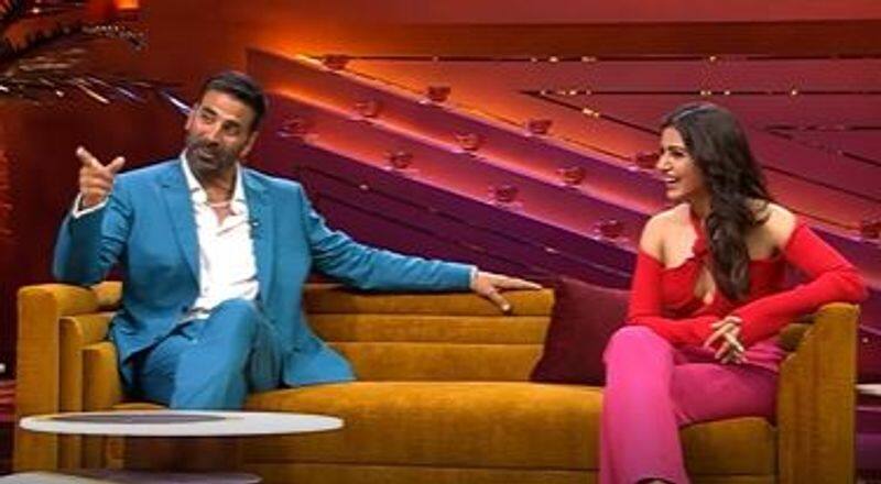 Finally Akshay Kumar reacts to getting trolled for  doing films with young actresses, find out here what he said anbad