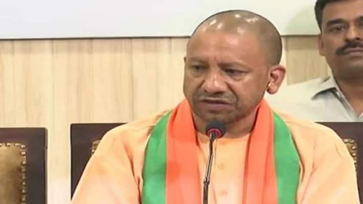 Yogi Sarkar in the Supreme Court alleging the close contact of the militant organization with the journalist sidheeq kappan in Uttar Pradesh Yogi Sarkar in the Supreme Court alleging the close contact of the militant organization with the journalist sidheeq kappan in Uttar Pradesh