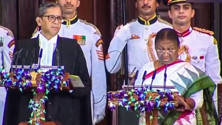 Draupadi Murmu took oath as 15th president of India bpsb Draupadi Murmu took oath as 15th president of India bpsb