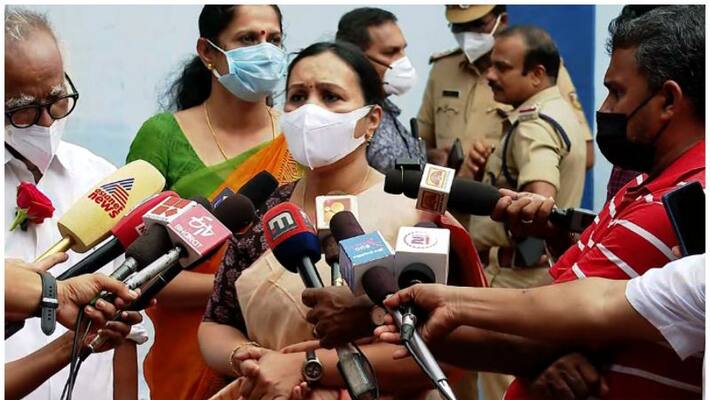 Government hospitals have medicines and new medical colleges have facilities says health minister veena george Government hospitals have medicines and new medical colleges have facilities says health minister veena george