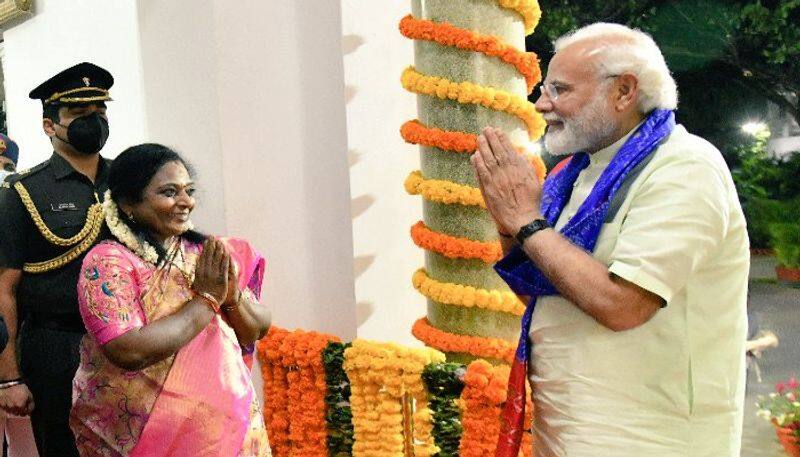 Tamilisai Soundirarajan alleged that PM Modi photo was not included in the Chess Olympiad