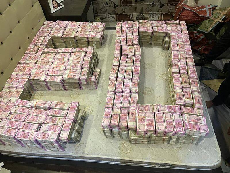 Found in a residence connected to a Bengal minister were gold and Rs 28 crore in cash.