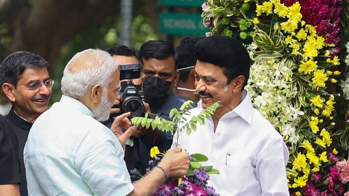 It has been reported that the Governor will meet Prime Minister Modi and present a corrupt list of DMK ministers It has been reported that the Governor will meet Prime Minister Modi and present a corrupt list of DMK ministers