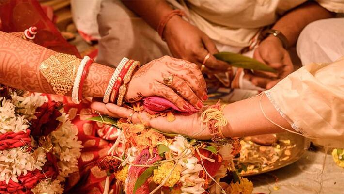 marriage stalled in last minute in mancherial district after woman allegations against groom marriage stalled in last minute in mancherial district after woman allegations against groom