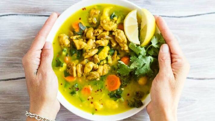 chicken turmeric soup to boost immunity during monsoon chicken turmeric soup to boost immunity during monsoon