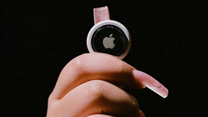 Ex boyfriend uses Apple AirTag to stalk girlfriend, woman sues Apple Ex boyfriend uses Apple AirTag to stalk girlfriend, woman sues Apple