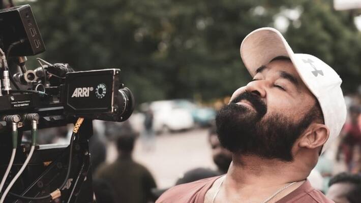 mohanlal didnt say pack up but prayed silently location pic mohanlal didnt say pack up but prayed silently location pic