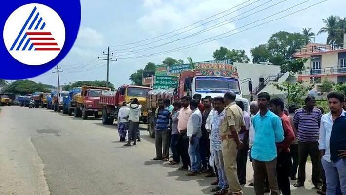 More than 30 mining lorries without permit seized in Mandya district gvd More than 30 mining lorries without permit seized in Mandya district gvd