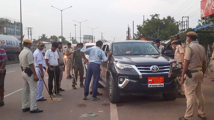 3 Jharkhand Congress MLAs caught with cash in Bengal party alleges BJP s Operation Lotus exposed gcw 3 Jharkhand Congress MLAs caught with cash in Bengal party alleges BJP s Operation Lotus exposed gcw