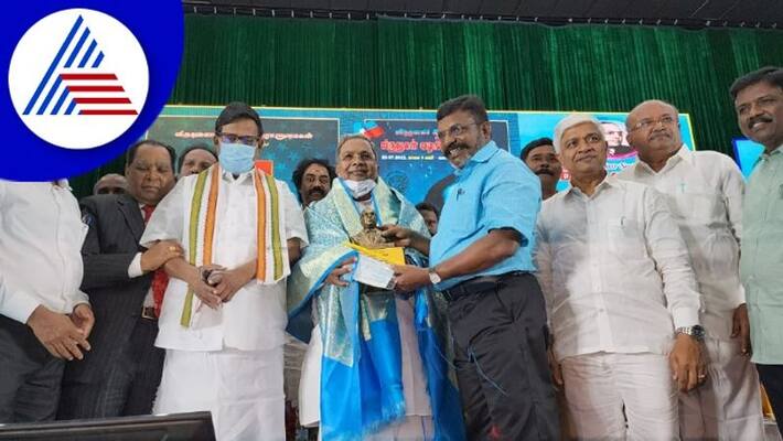 Siddaramaiah received Ambedkar Sudar award gow Siddaramaiah received Ambedkar Sudar award gow