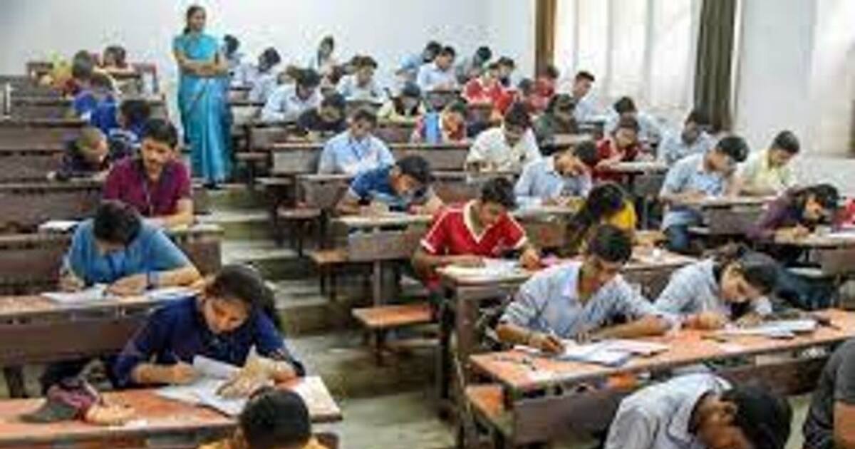 TNPSC : டிஎன்பிஎஸ்சி தேர்வு அட்டவணை அதிரடியாக மாற்றம்.. எந்தெந்த தேர்வுகள் எப்போது நடக்கும்.? முழு விபரம்