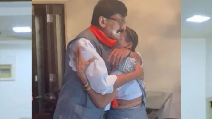 Uddhav Thackeray is my Senapati.. I will never betray Shiv Sena- MP Sanjay Raut.. Emotional letter to mother Uddhav Thackeray is my Senapati.. I will never betray Shiv Sena- MP Sanjay Raut.. Emotional letter to mother