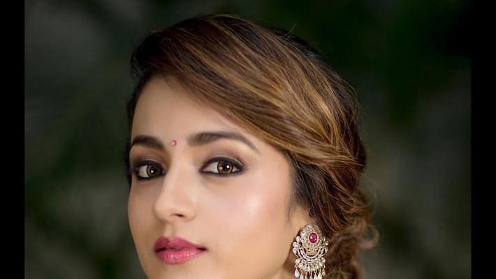 Over drunk Trisha enjoying with friends viral video Over drunk Trisha enjoying with friends viral video