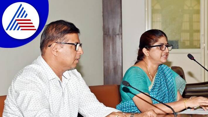 Harassment of Gram Panchayat civil servants by officials at mysuru gvd Harassment of Gram Panchayat civil servants by officials at mysuru gvd