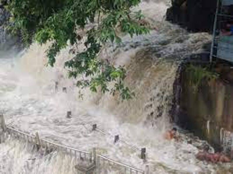 Cauvery river flood - many districts have red alert