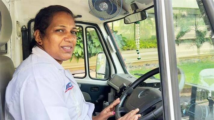 kerala first women ambulance driver deepa mol story will inspire you kerala first women ambulance driver deepa mol story will inspire you